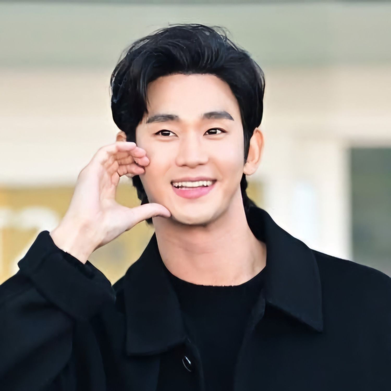 Recent activity shot of Kim Soohyun