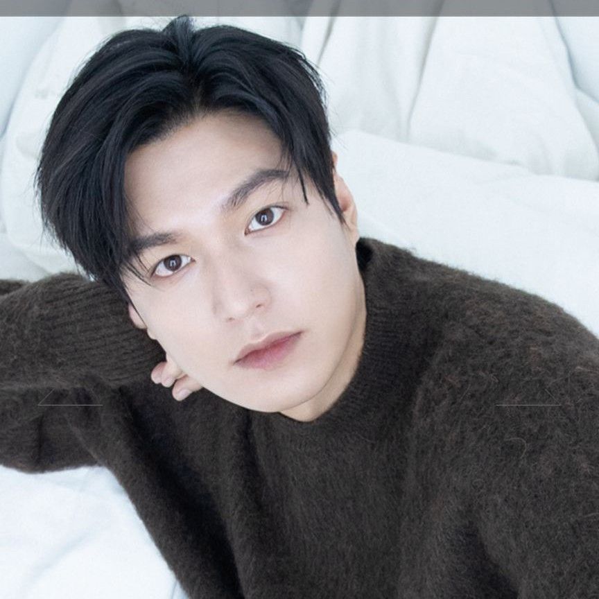 粉絲拍下的李敏鎬瞬間