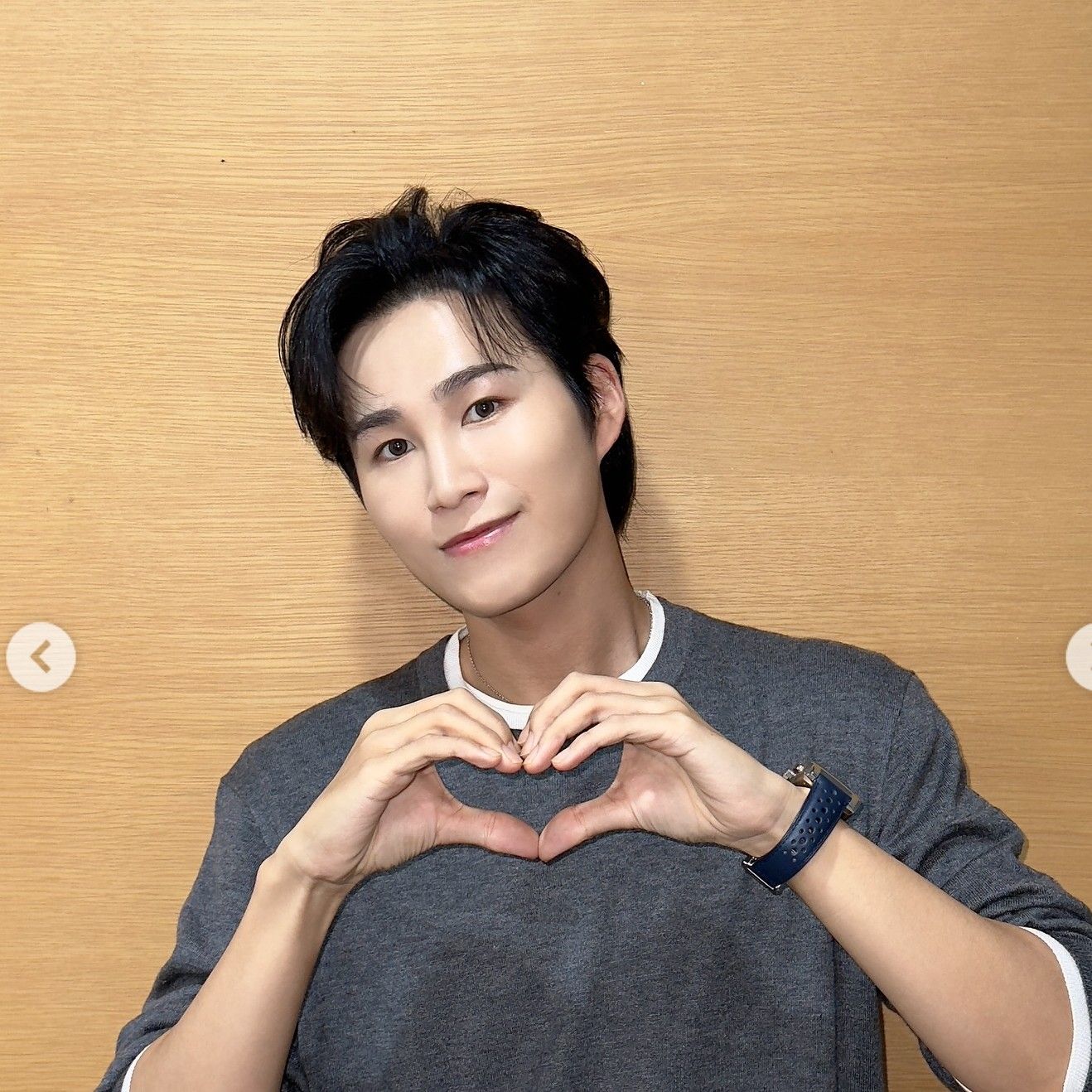 金熙栽的最新照片