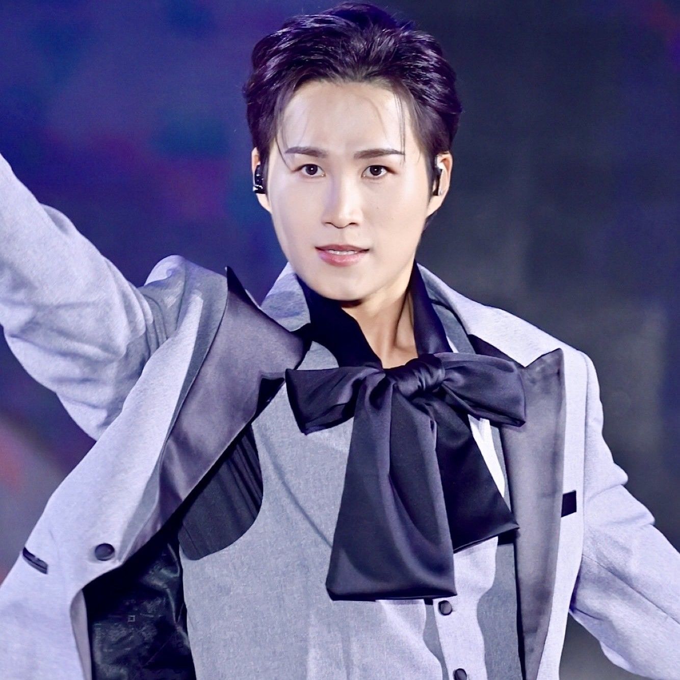 金熙栽的最新照片