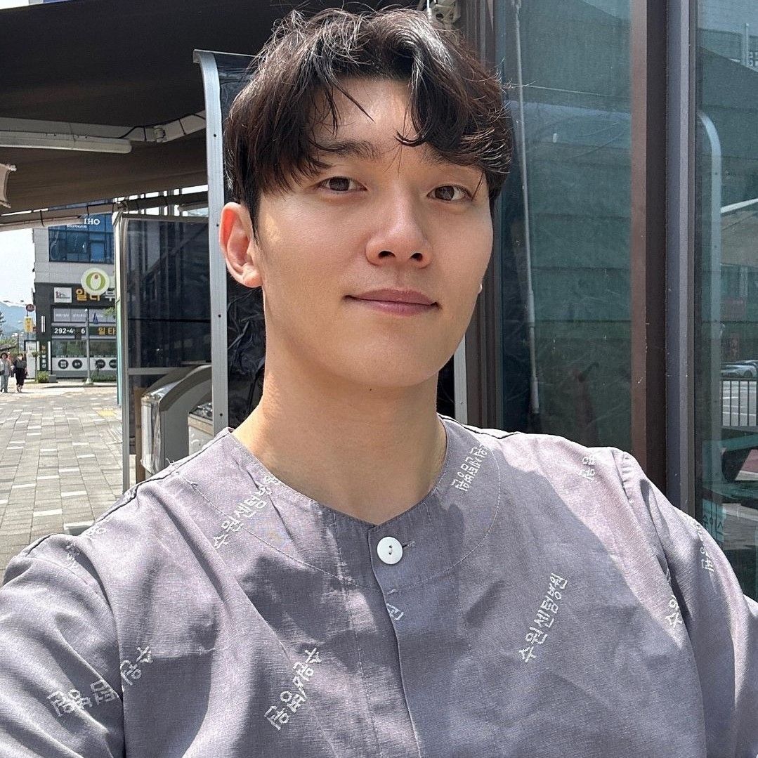 Recent activity shot of Jeon Jonghyeok