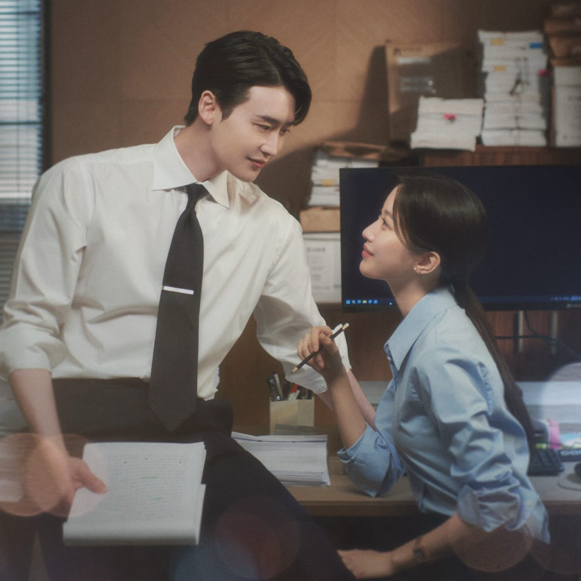 A moment captured by a fan of Lee Jongsuk