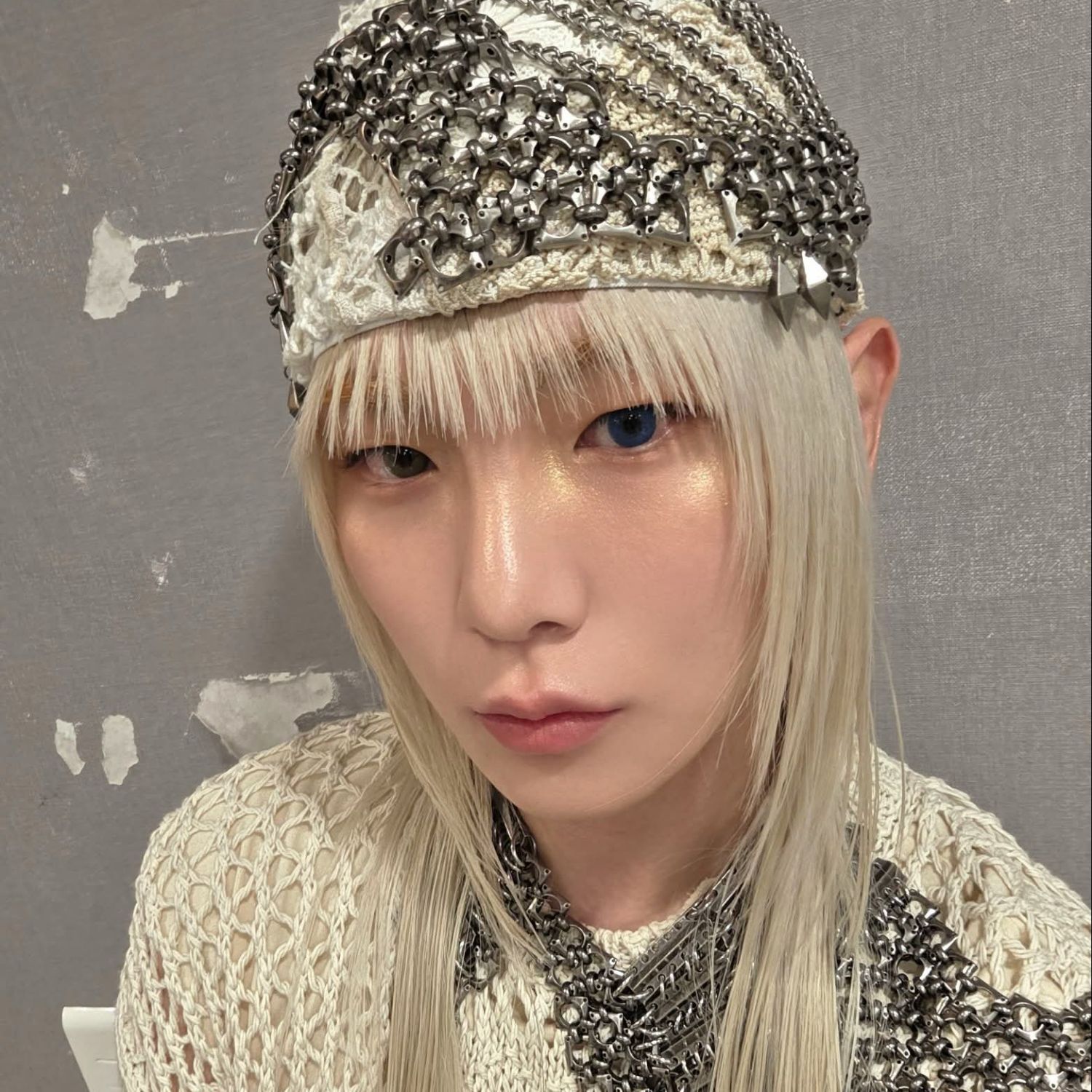 Behind-the-scenes cut of Key