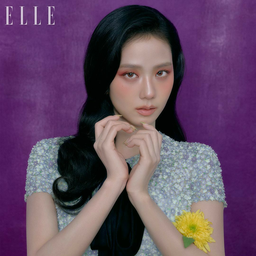 Behind-the-scenes cut of Jisoo (1995)