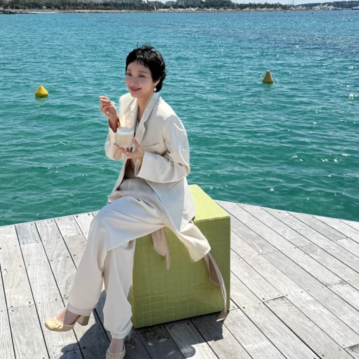 Behind-the-scenes cut of Kim Goeun