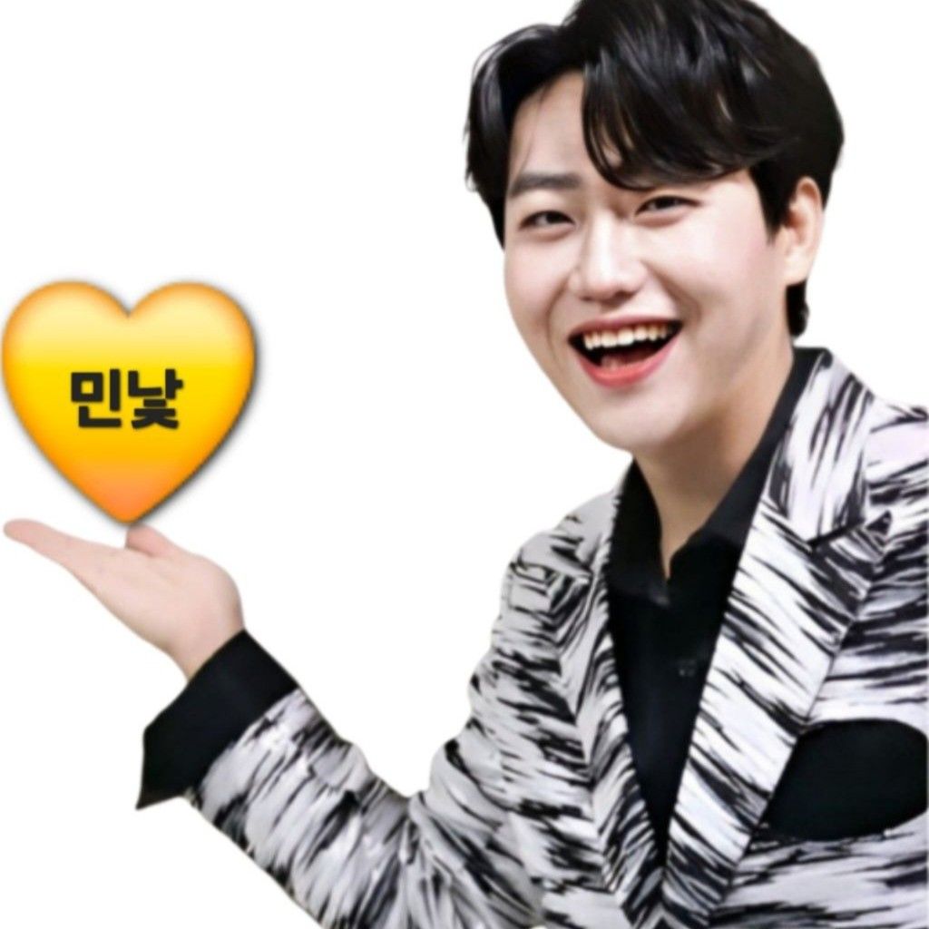 A moment captured by a fan of Min Soohyun