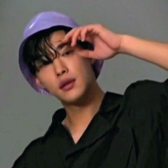 Behind-the-scenes cut of Woo Dohwan