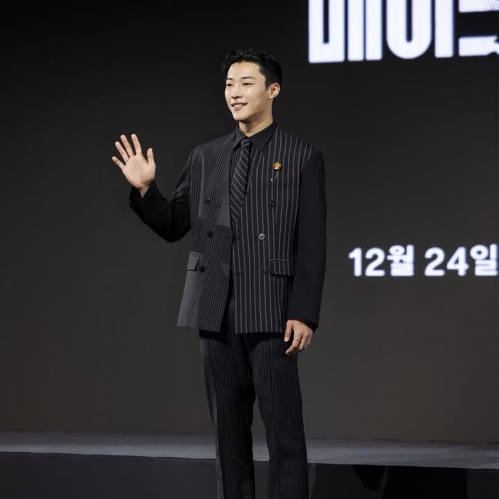 Behind-the-scenes cut of Woo Dohwan