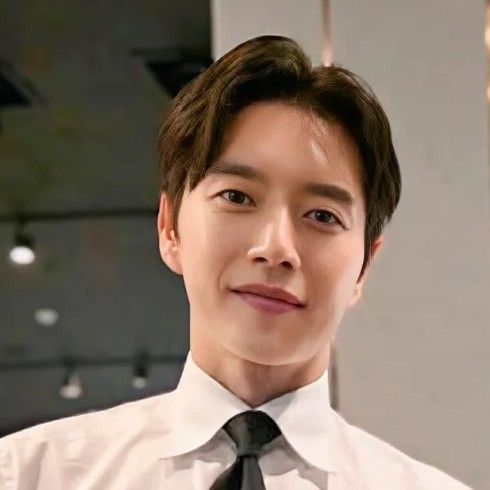 Behind-the-scenes cut of Park Haejin