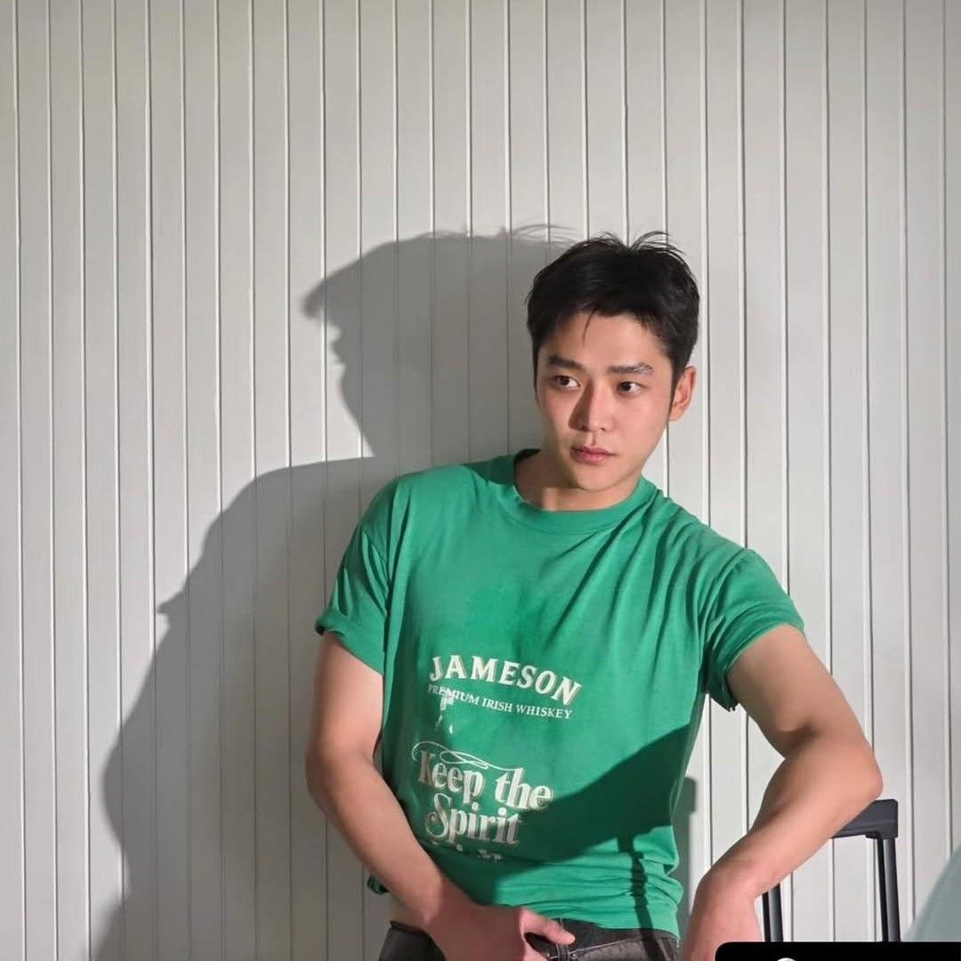로운의 비하인드 컷