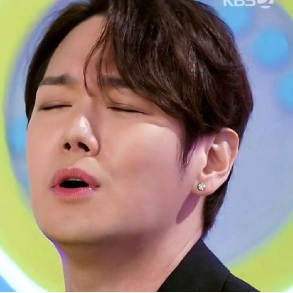 Recent activity shot of Hwanhee