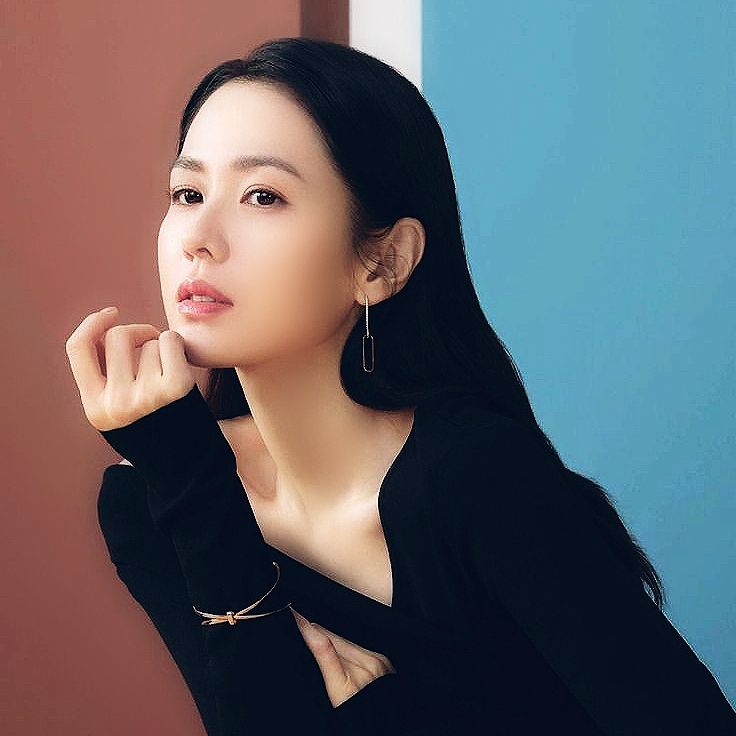 Foto terbaru dari Son Yejin