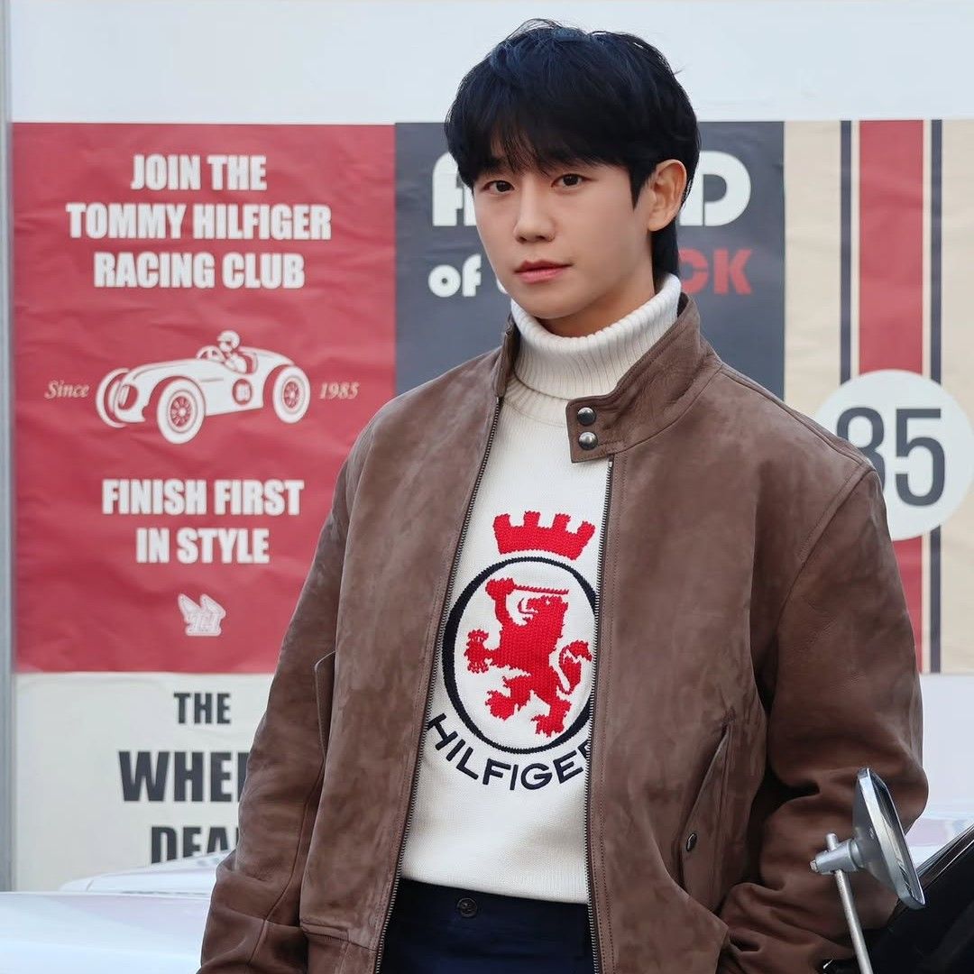 Behind-the-scenes cut of Jung Haein