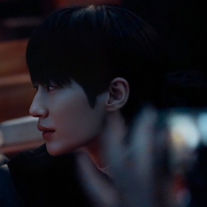 A moment captured by a fan of Byeon Wooseok