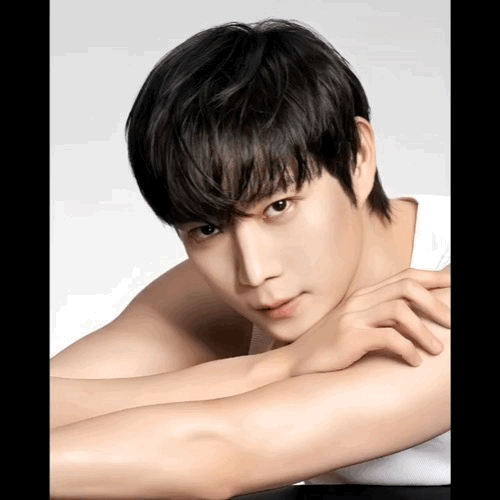 Latest photo of Kim Youngdae