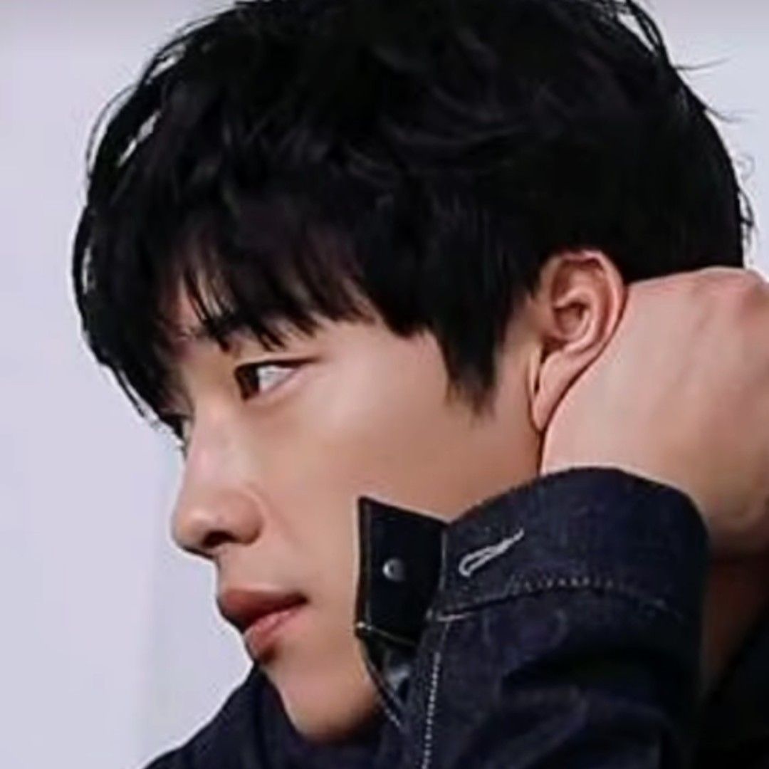 Behind-the-scenes cut of Woo Dohwan