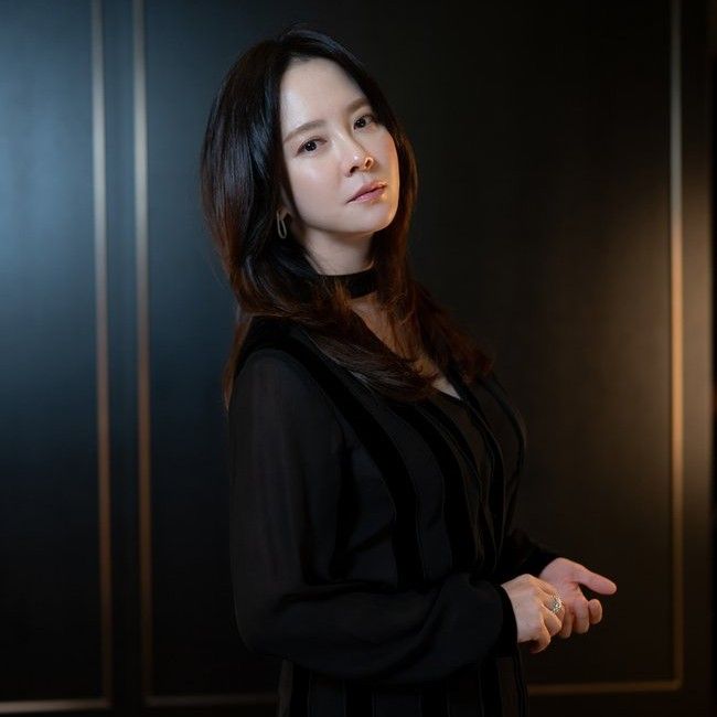 Behind-the-scenes cut of Song Jihyo
