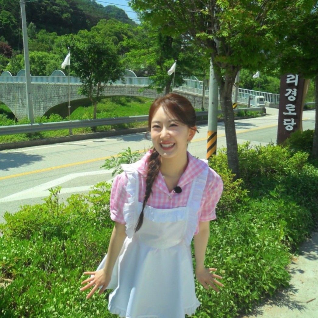 Latest photo of Jeon Yujin