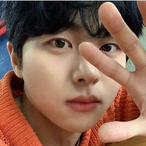 Latest photo of Kim Mujun