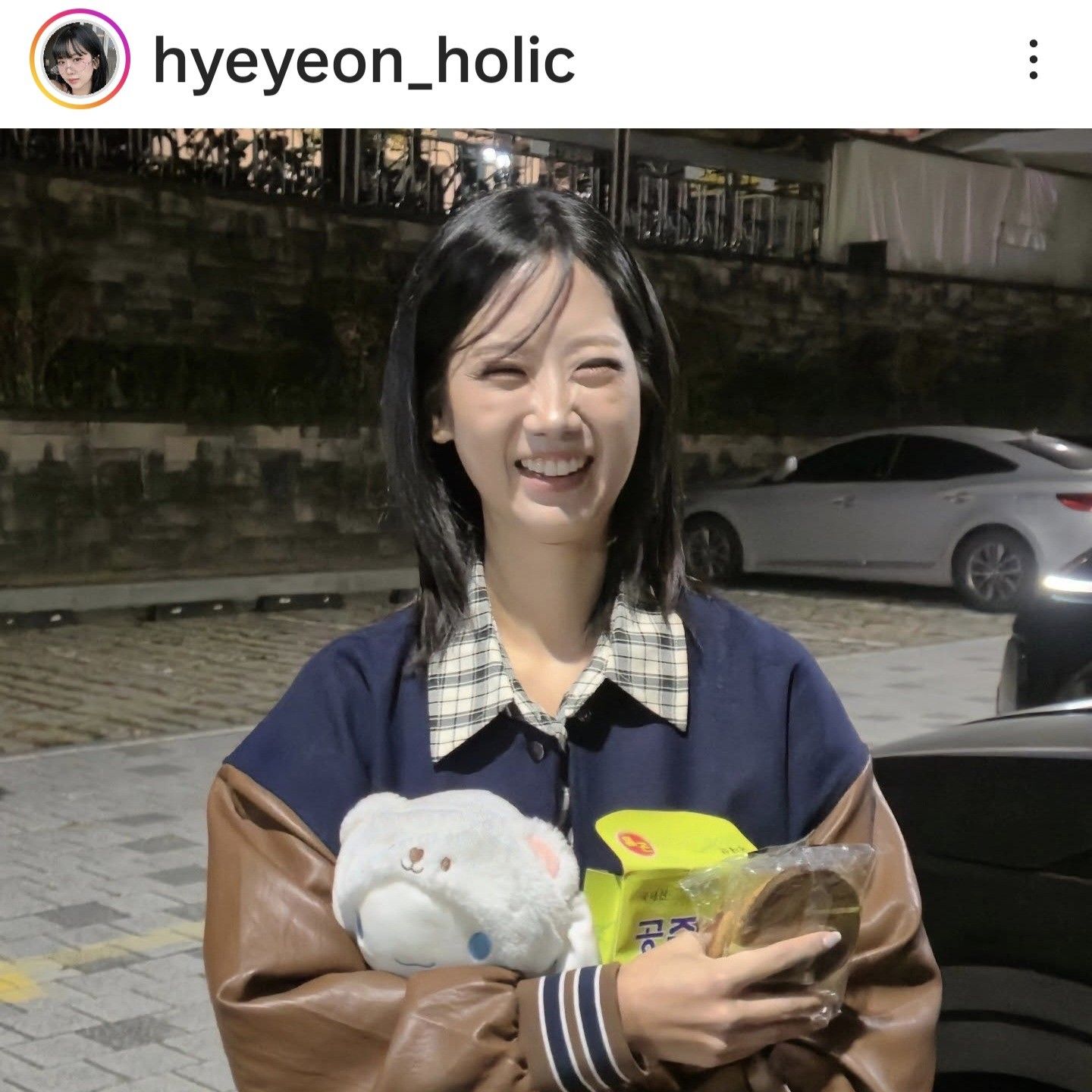 Cuplikan di balik layar dari Kang Hyeyeon