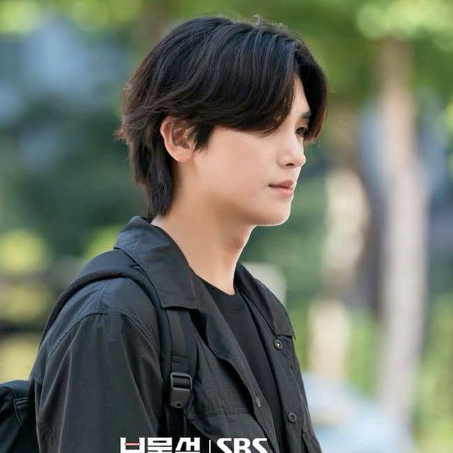 Latest photo of Park Hyungsik