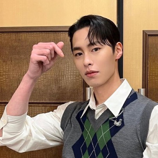 Latest photo of Lee Jaewook