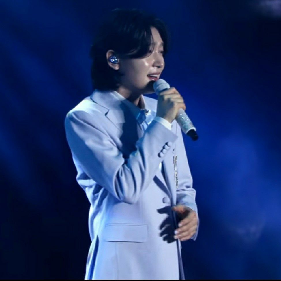 Latest photo of Kim Yongbin