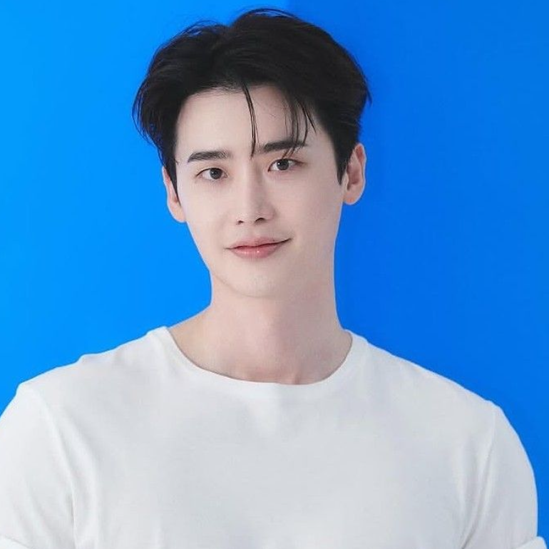 Behind-the-scenes cut of Lee Jongsuk