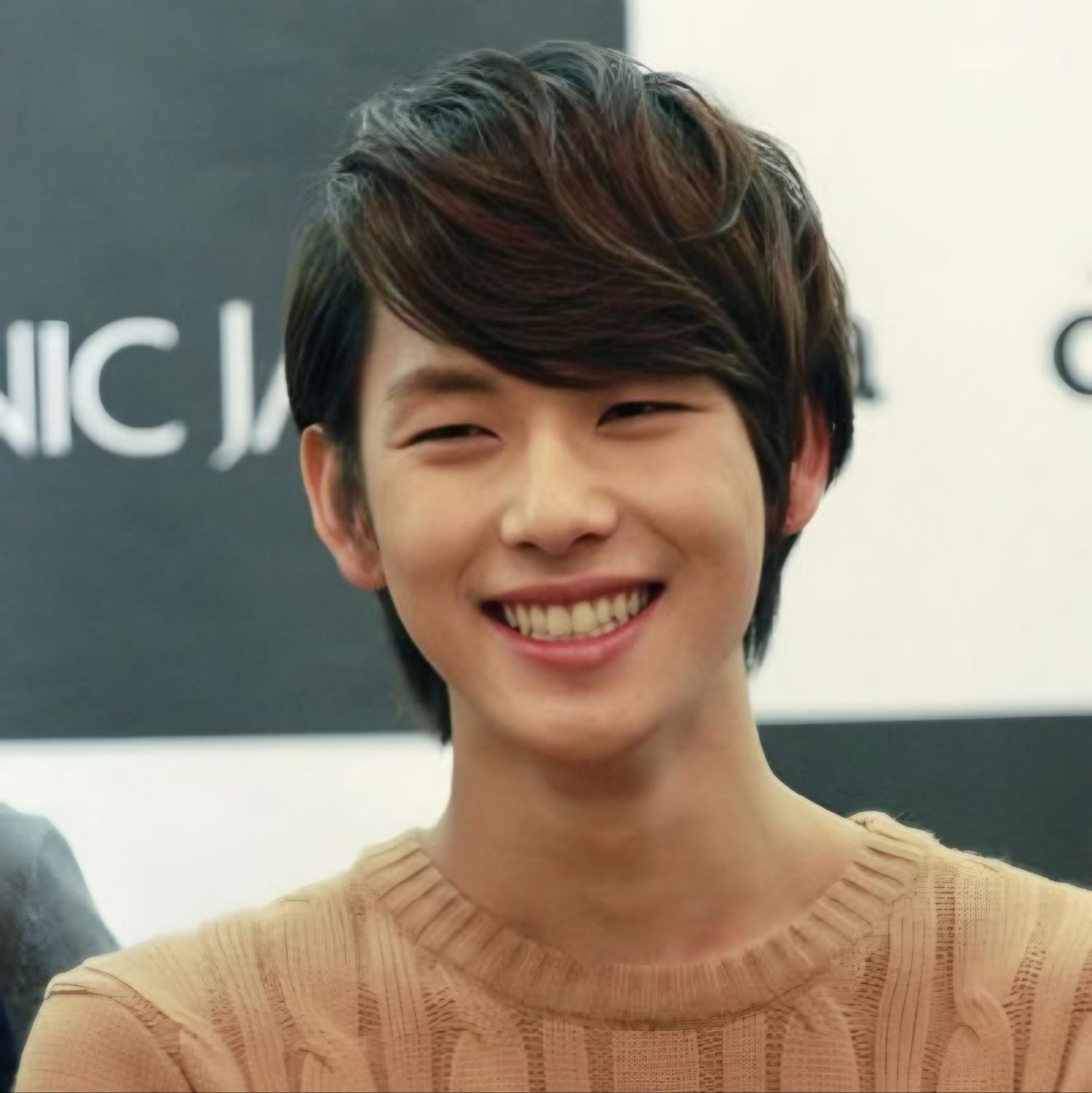 A moment captured by a fan of Yim Siwan