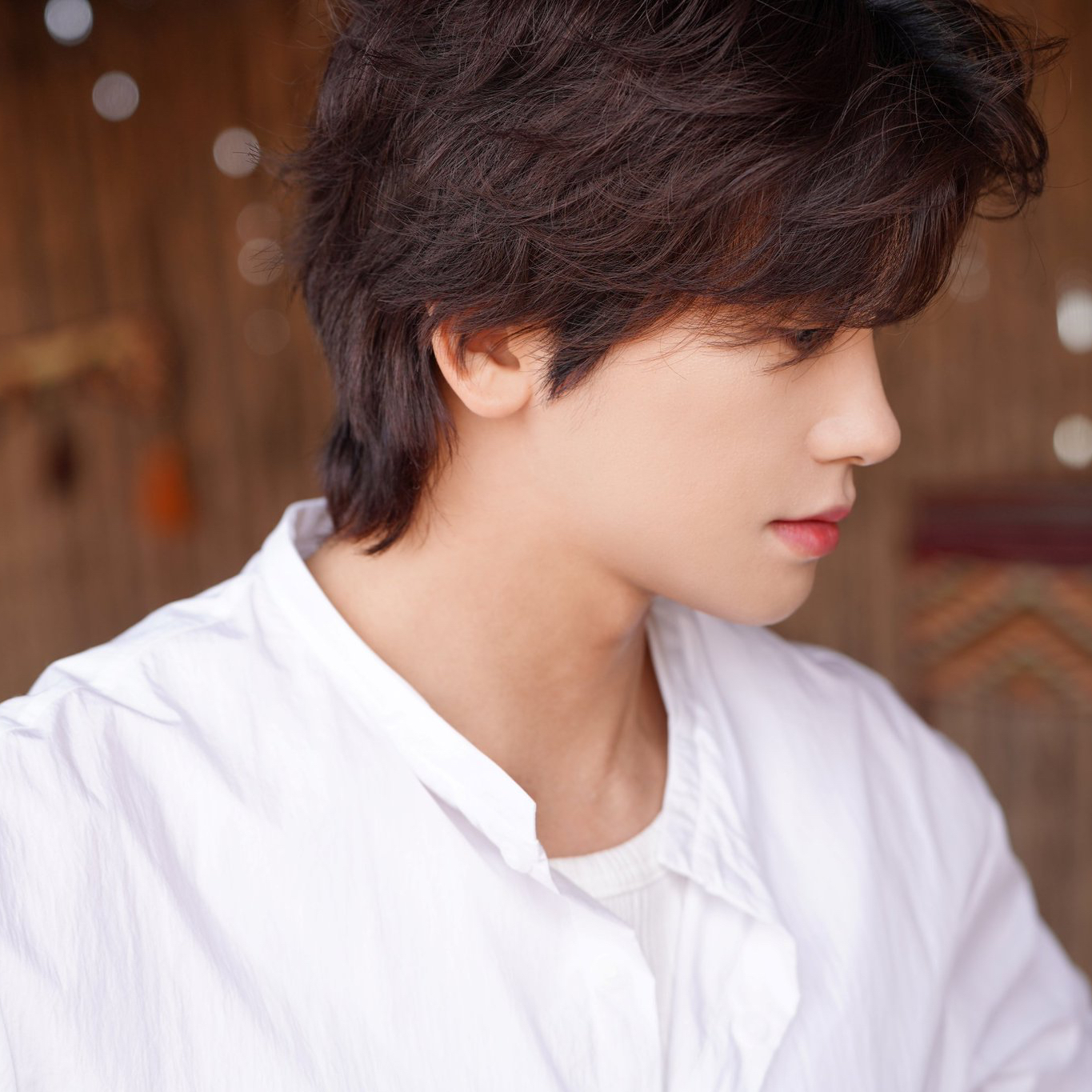 Behind-the-scenes cut of Park Hyungsik