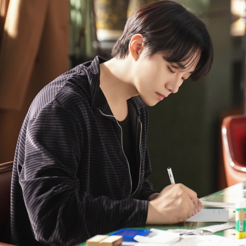 イ・ジュノの最新写真