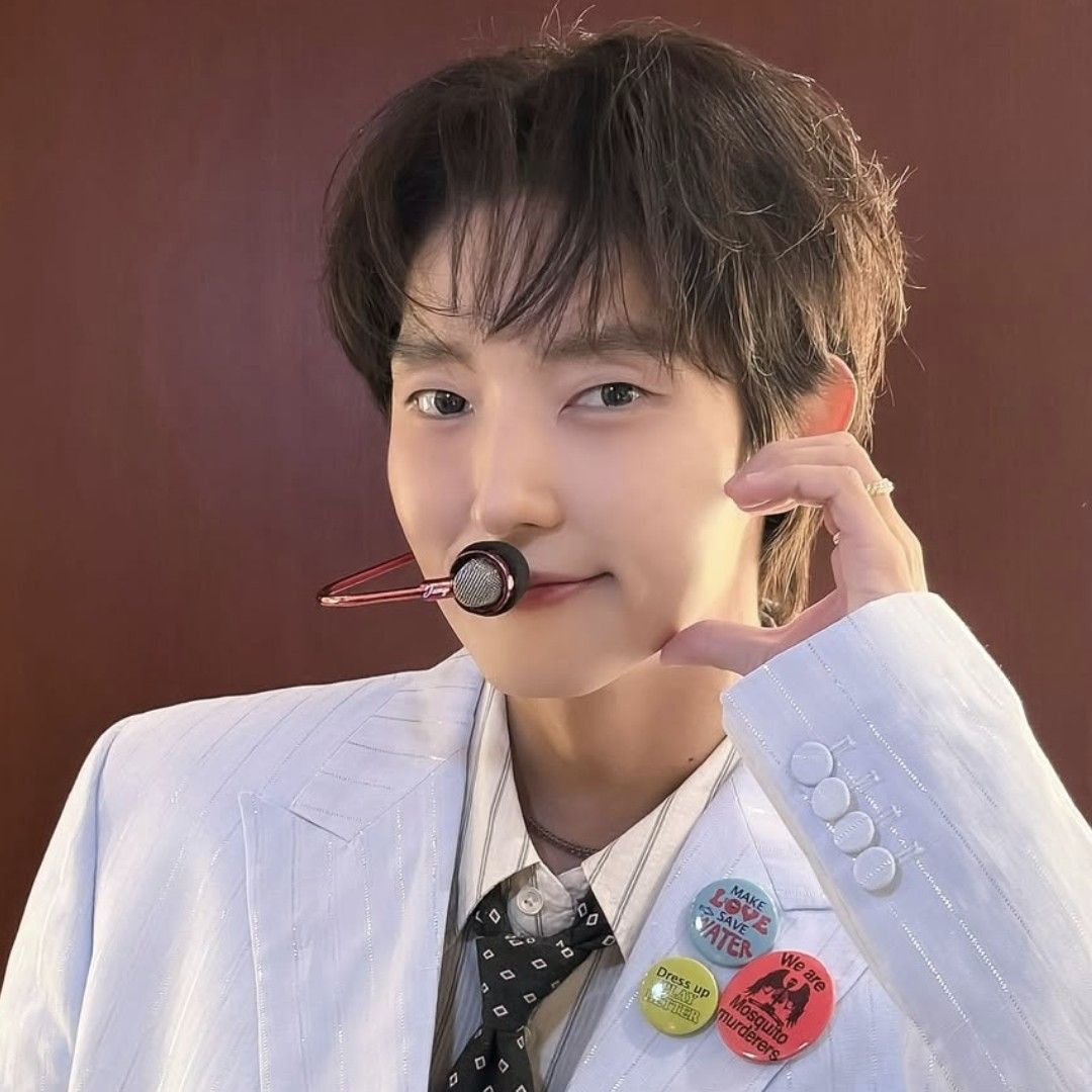 A moment captured by a fan of Lee Joongi