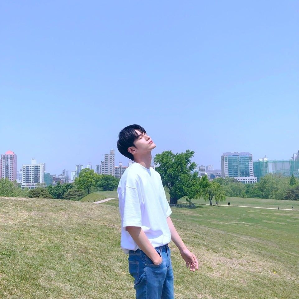 Behind-the-scenes cut of Ong Seongwu