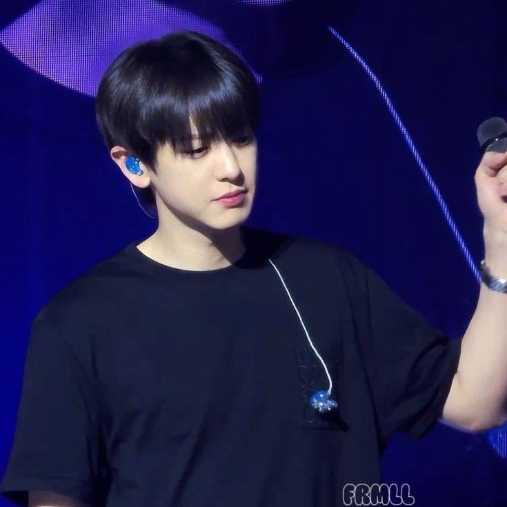 Behind-the-scenes cut of Chanyeol
