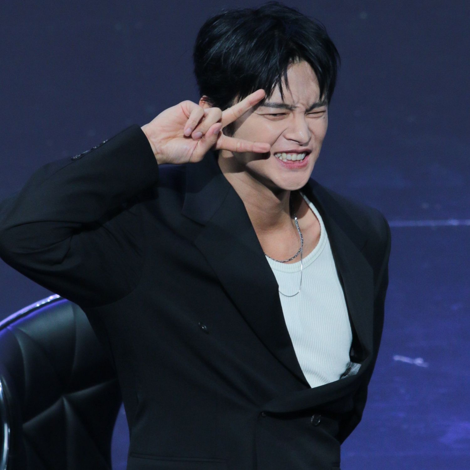 ソ・イングクのビハインドカット