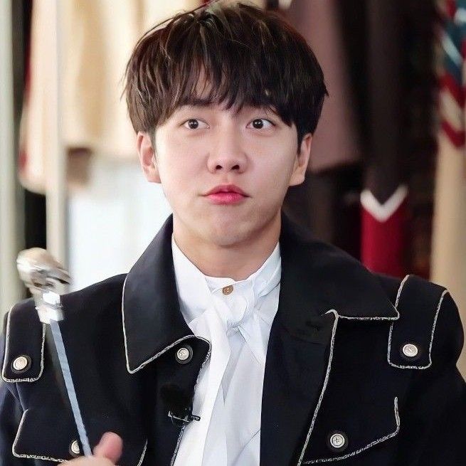 李升基的近期活动照