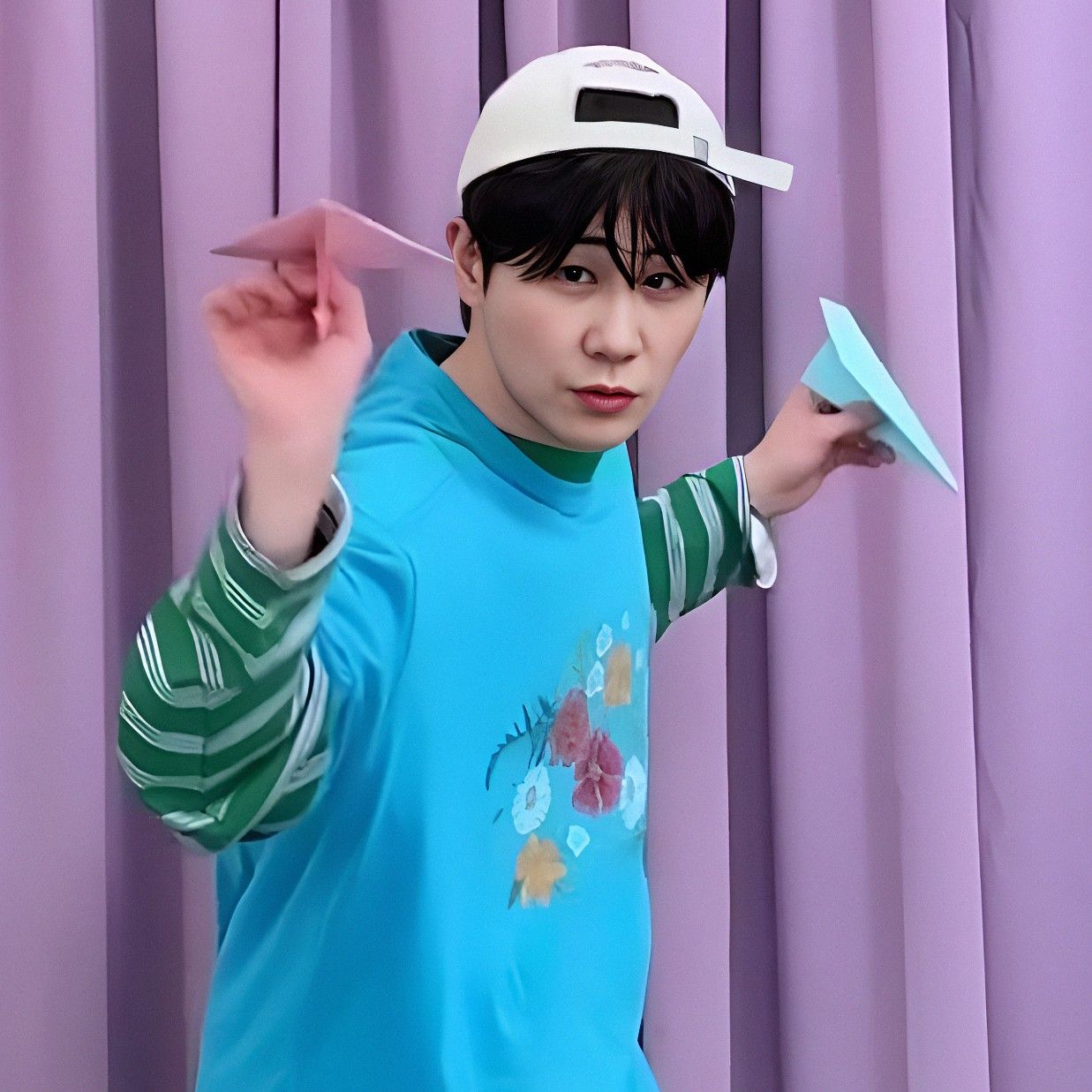 Behind-the-scenes cut of Young Tak