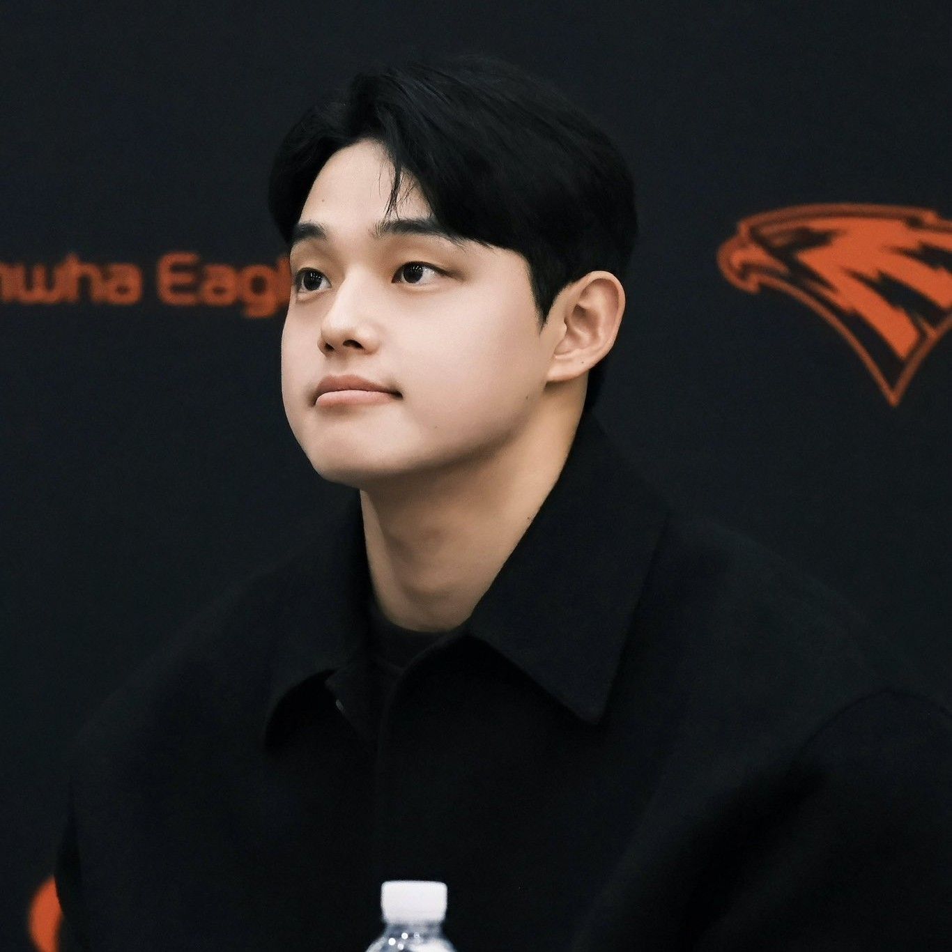 Behind-the-scenes cut of Moon Dongju