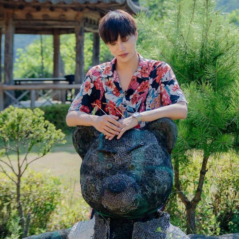 Behind-the-scenes cut of KAI