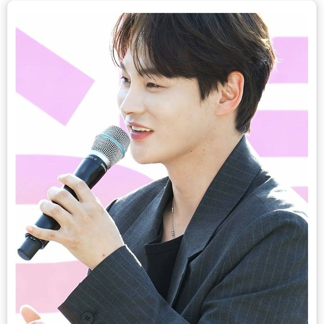 Latest photo of Park Seojin