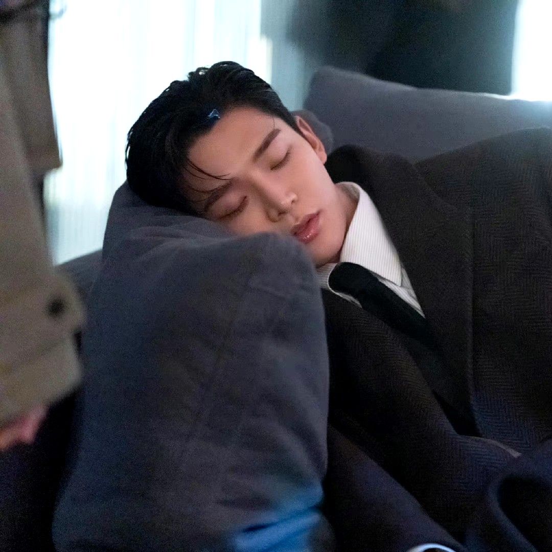 Latest photo of Rowoon