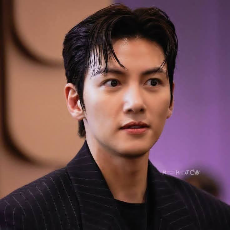 지창욱의 최신 사진