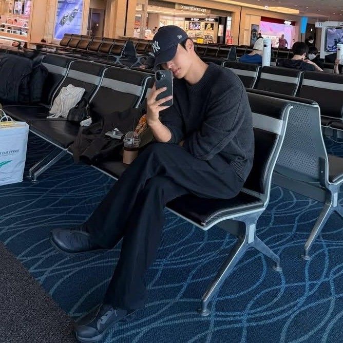 Behind-the-scenes cut of Cha Hakyeon (N)