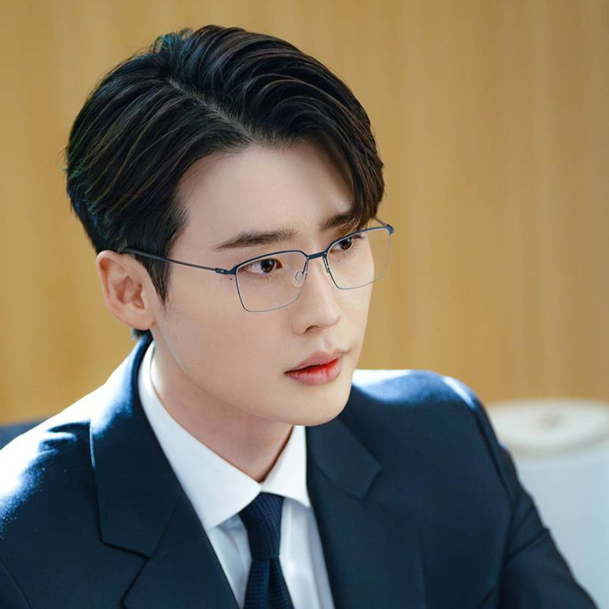 Behind-the-scenes cut of Lee Jongsuk