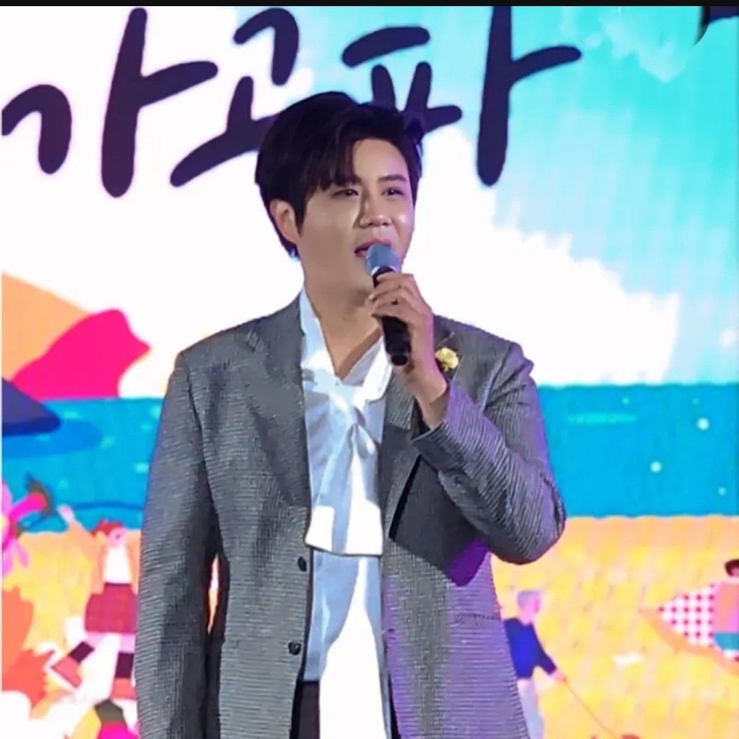 Behind-the-scenes cut of Jin Haesung