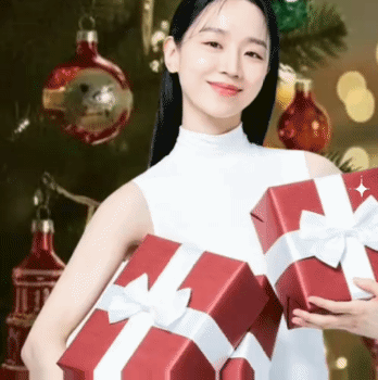 A moment captured by a fan of Shin Haesun