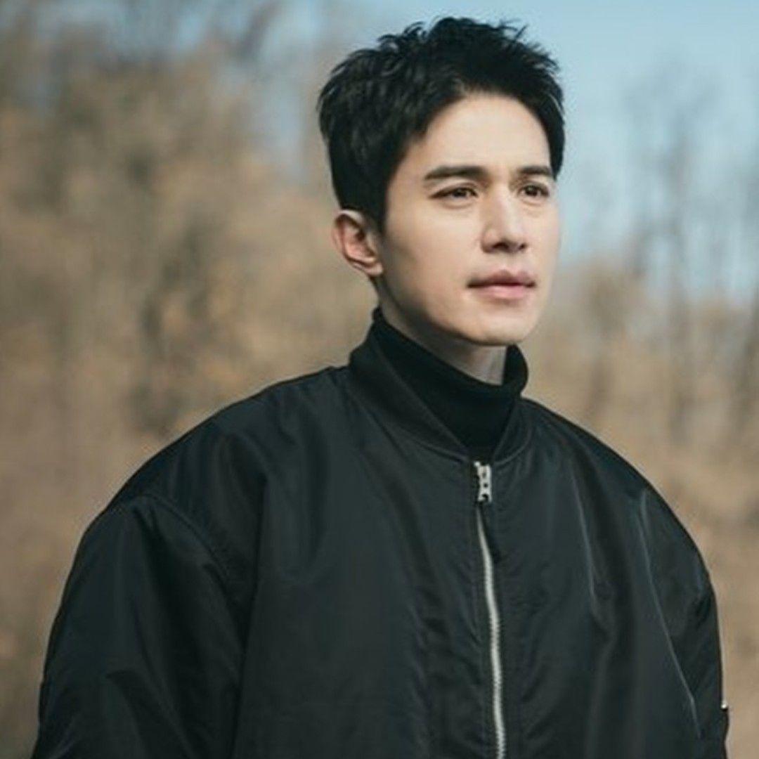 Latest photo of Lee Dongwook