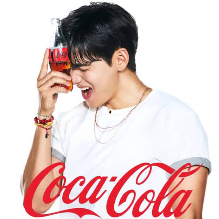 金泰亨 (V)的近期活动照