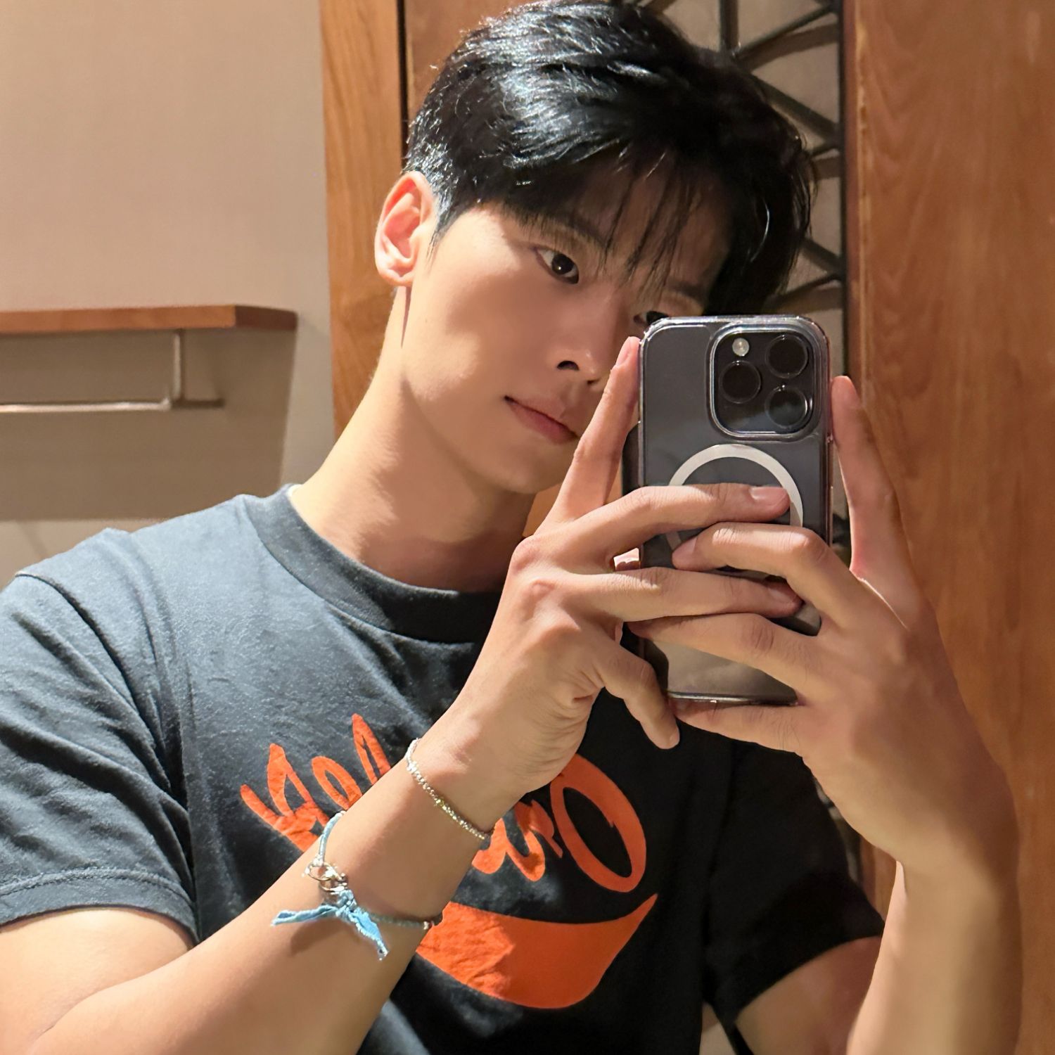 Recent activity shot of Cha Hakyeon (N)