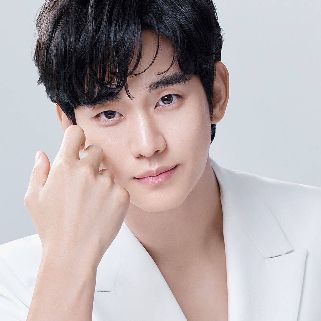 Cuplikan di balik layar dari Kim Soohyun
